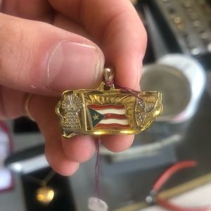 14KT TWO TONE GOLD PUERTO RICO PENDANT